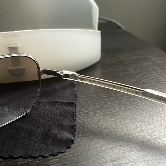 Authentic Vintage Dolce&Gabbana Aviator Sunglasses - Picture 4 of 5